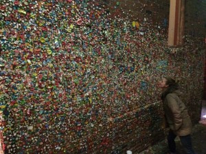 Chewing gum wall